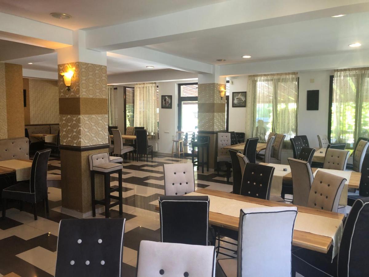 Hotel Boutique Garden Resort By Brancoveanu Моечу де Жос Екстериор снимка