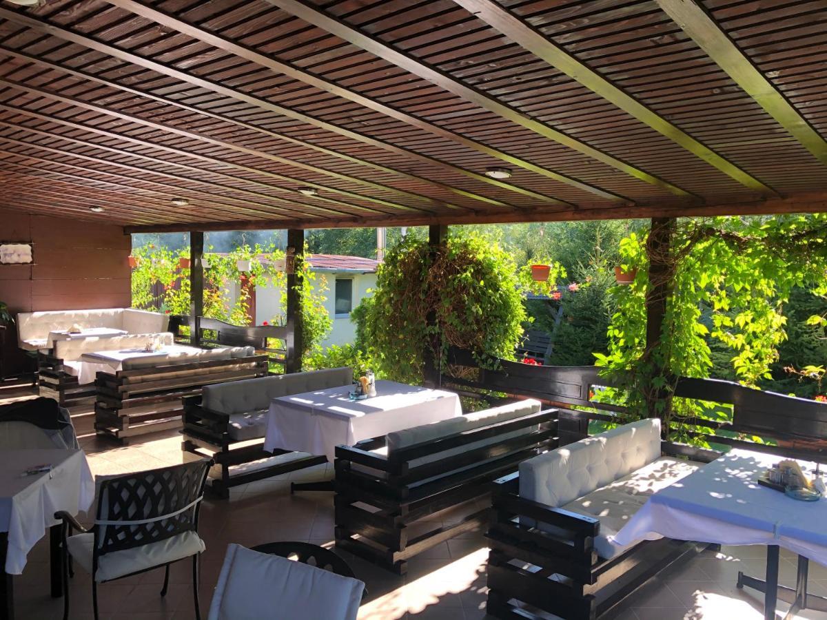 Hotel Boutique Garden Resort By Brancoveanu Моечу де Жос Екстериор снимка