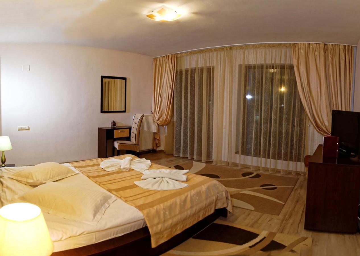Hotel Boutique Garden Resort By Brancoveanu Моечу де Жос Екстериор снимка